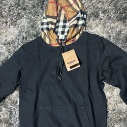 Burberry Sweater