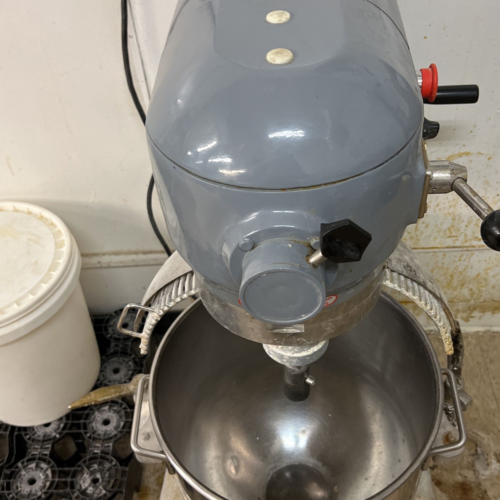 Commercial Mixer 30 Qt Gear Driven Planetary Stand – 120V, hp - Main Image