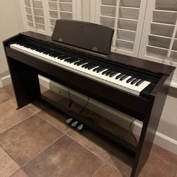 Casio Privia PX-770 Piano