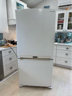Samsung bottom freezer refrigerator