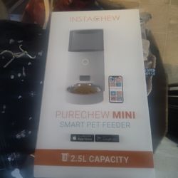 Instachew PureChew Mini Smart Feeder NEW