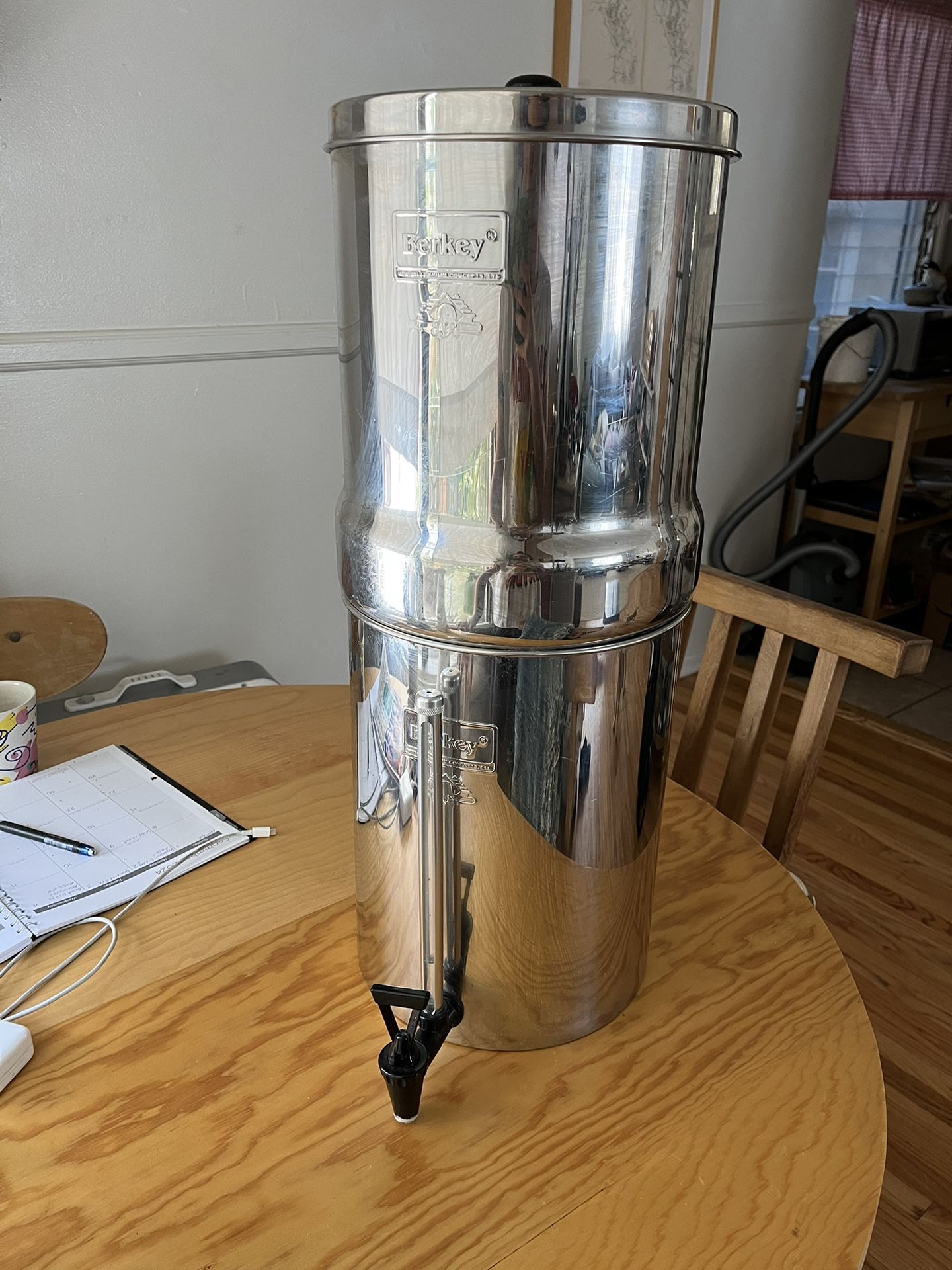 BIG BERKEY WATER FILTER