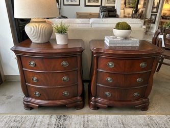 Title: Matching Pair 3-Drawer Traditional Nightstands – Cherry Finish