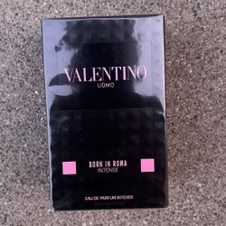 Valentino Born In Roma Intense 