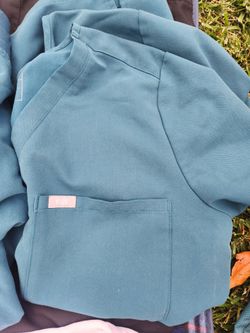 Figs scrubs size medium