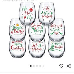 8 Pcs Christmas Wine Glasses Xmas Stemless Wine Glass Christmas 15 oz Snowflake Winter Let It Snow Leaf Berry Glasses for Party Friend Family Holiday 