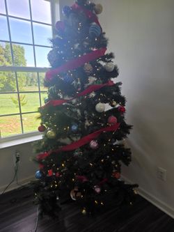 Free Christmas tree