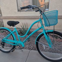 26"x2.45. Wider Tires Womens Beach Cruiser Bike. (M).7 SPEEDS EXCELLLENT CONDITION 👌🏼