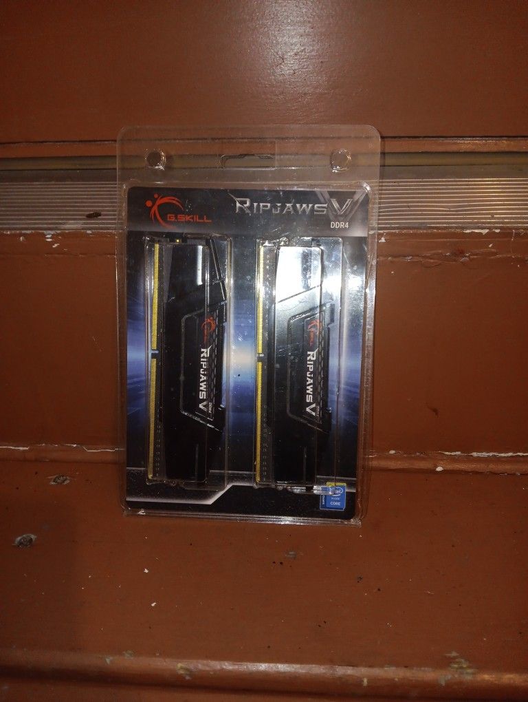 G.Skill Ripjaws V DDR4-3600 RAM