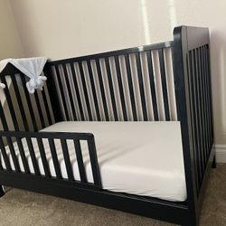 Baby Crib 