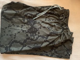 Lululemmon pants