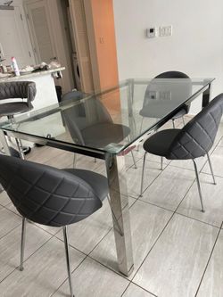 Dining Table- Juego De Comedor