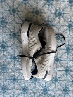 Stylish Vionic Arrival Sneakers for Women