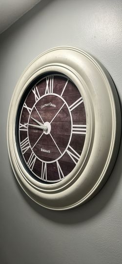 30" Round, Large Off White Oversized wall clock $75 OBO