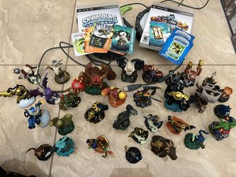 PS3 Skylanders And 30 Characters