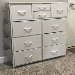 Storage drawer and dresser - 1 year used only ! Clean and good condition as new