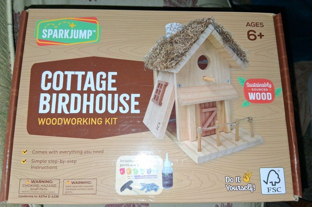 Cottage Birdhouse