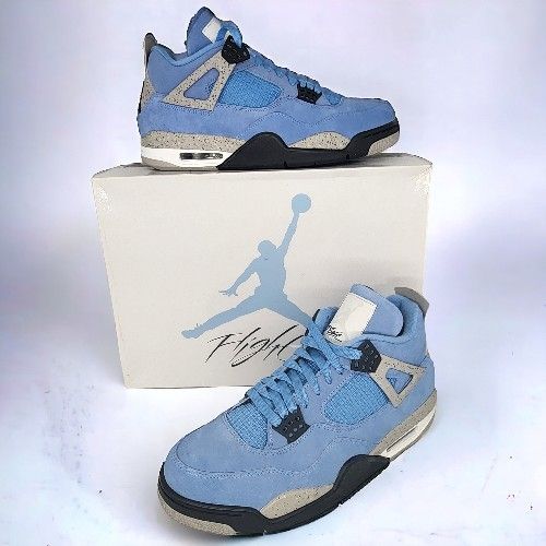 Jordan 4 University Blue Size 10.5