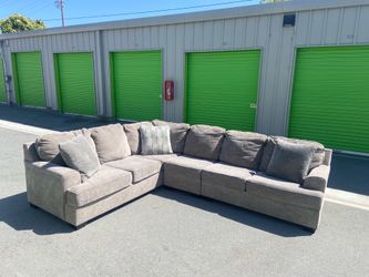 Sectional Gray Couch