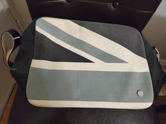 Ben Sherman Messenger bag