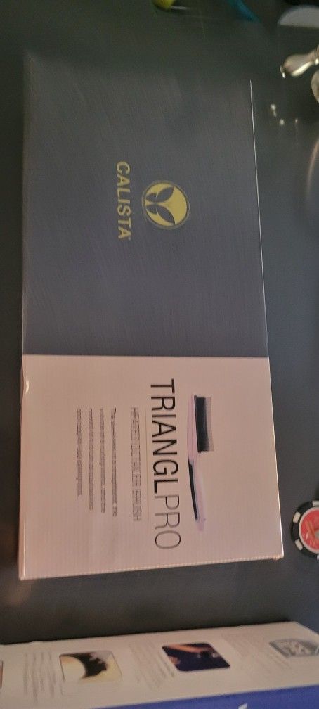 Calista Triangle Pro Hair Brush Heater Straightener Curler New 
