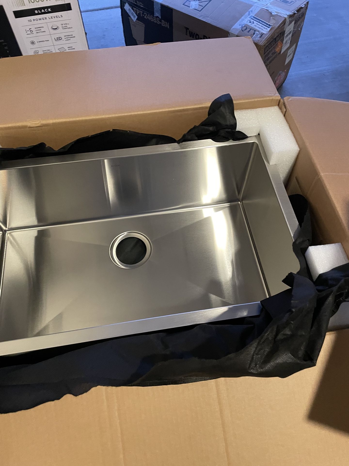 KRAUS Standart PRO 30 in. Undermount Single Bowl 16 Gauge Stainless Steel Kitchen Sink with Accessories