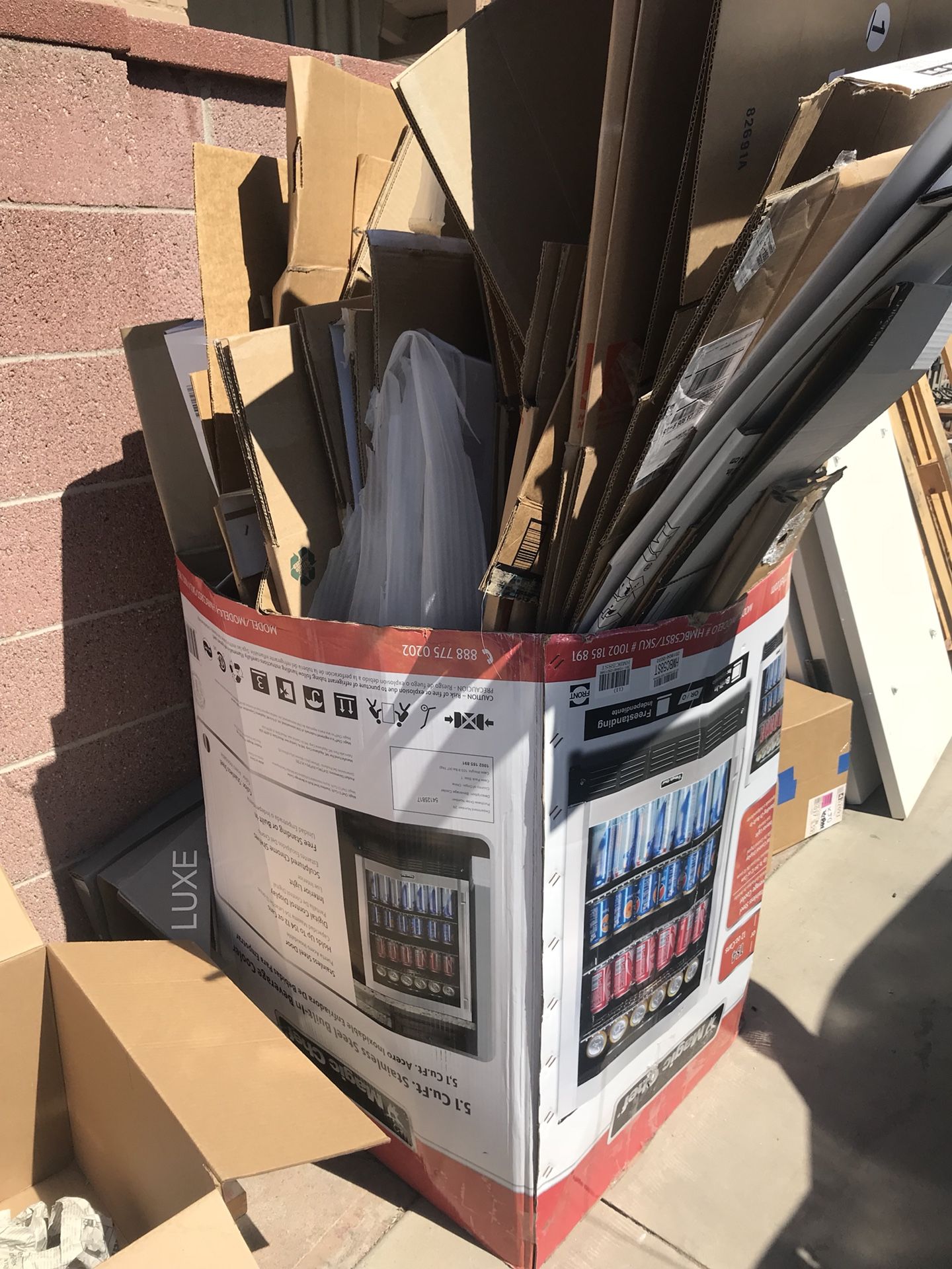 FREE CARDBOARD BOXES ! PICK UP ONLY ❗️❗️