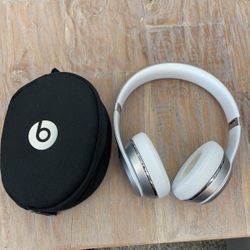 Beats Solo Pro 3  Wireless 