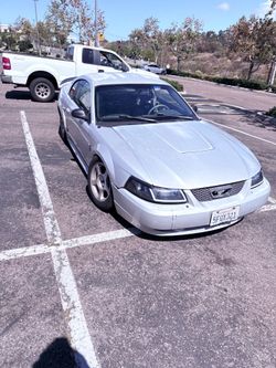 2004 v6 mustang