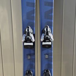 Salomon QST 92 - 2024 Model All Mountain Skis - 184cm Length - Strive 12 Bindings