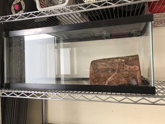 Large tank for animals (reptiles, hamsters, fishes)