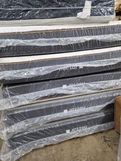 King Nectar Copper Premier 13 Inch Cooling Memory Foam Mattress, New, Free Delivery