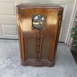1937 Zenith Radio