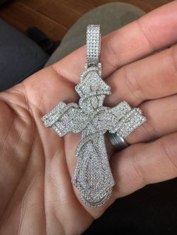Cross pendent
