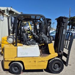 ** 4000lb All Terrain Forklift 3 Stage **