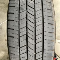 1 michelin energy saver tire  LT235/80/17,