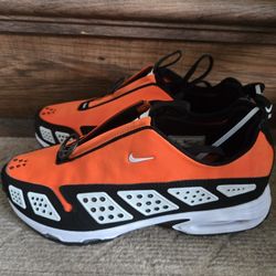 Nike Air MAX Sunder Women's Neon Orange (Size 8) NEW