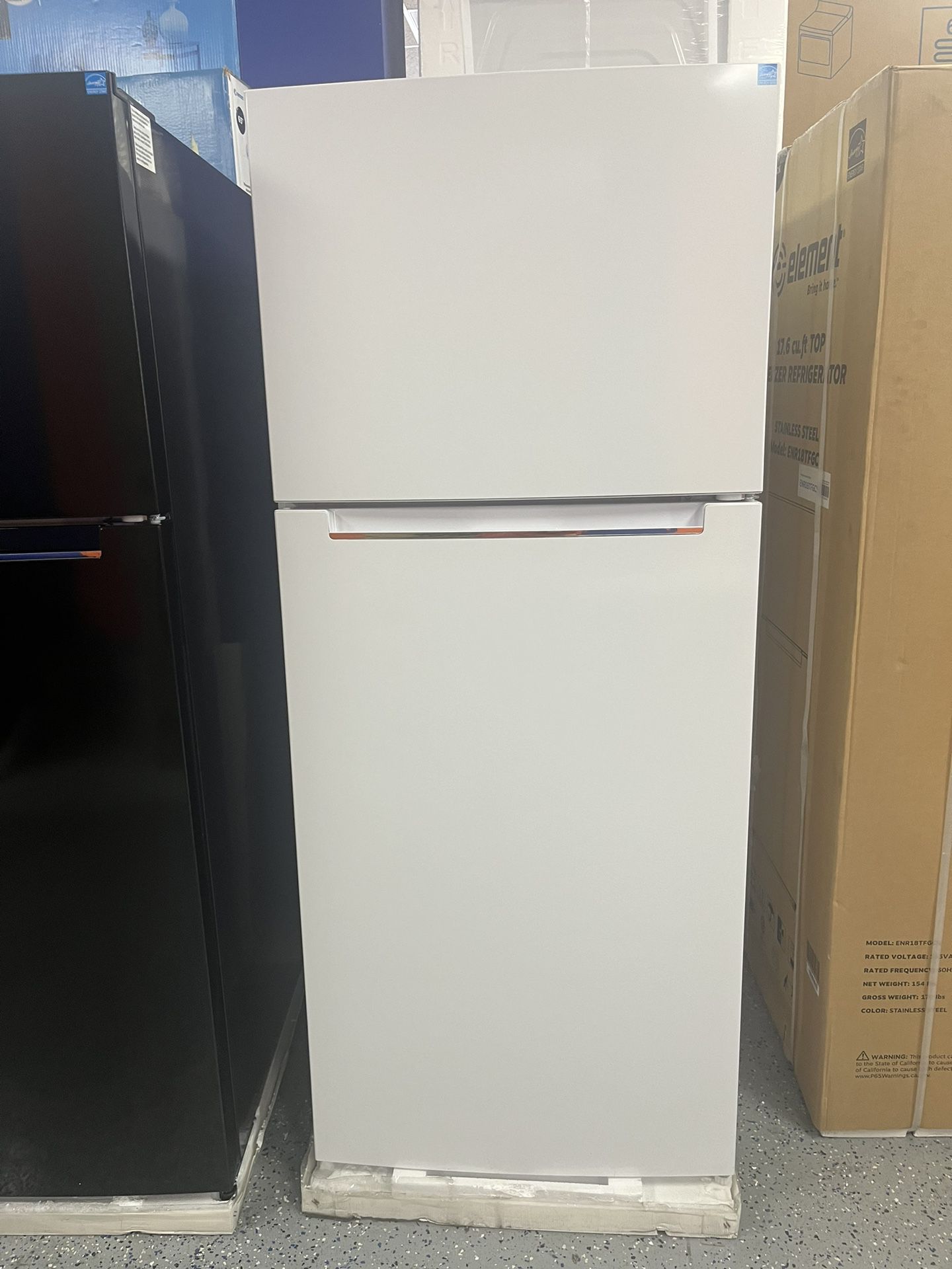 Element Top Freezer 27.7” Width Refrigerator 