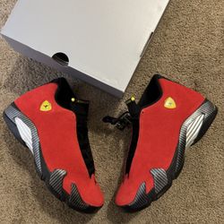 🔥Jordan 14 Retro Ferrari 2025🔥 size 9, 10