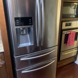 Samsung refrigerator 