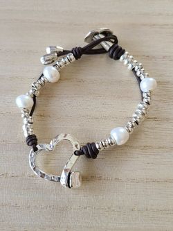 Hammered Heart Bracelet - Uno De 50 STYLE