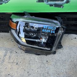 2018-2021 Toyota Tundra Led Headlight Oem