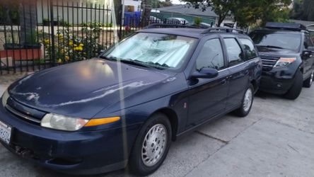 2001 Saturn LW2 on offerup