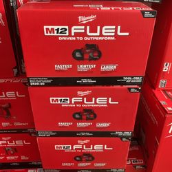 Milwaukee M 12 Fuel Compact Bandsaw new in box prices are firm please read