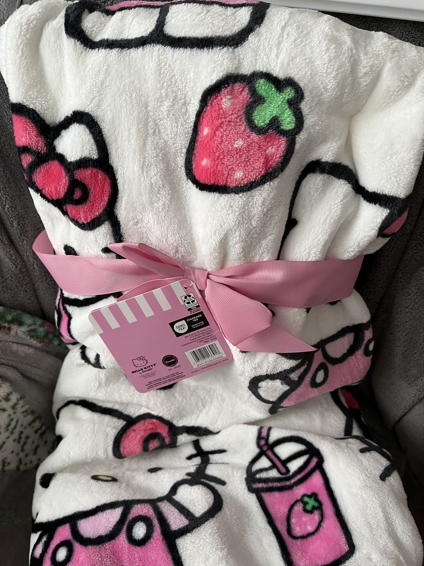 Hello Kitty Blanket 