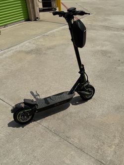 Electric scooter