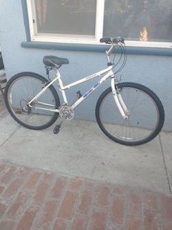 GT Outpost Mountain Bike