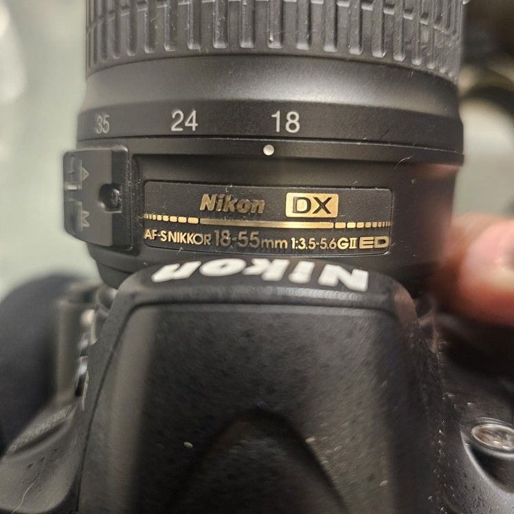 Nikko Camera D3200