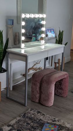Vanity set