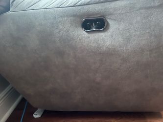 Catnapper power recliner with charging ports